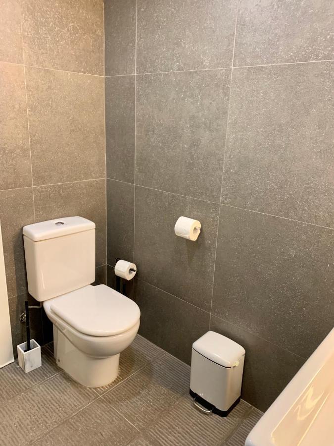 Apg Carrer Nou Atic Lejlighed Girona Eksteriør billede